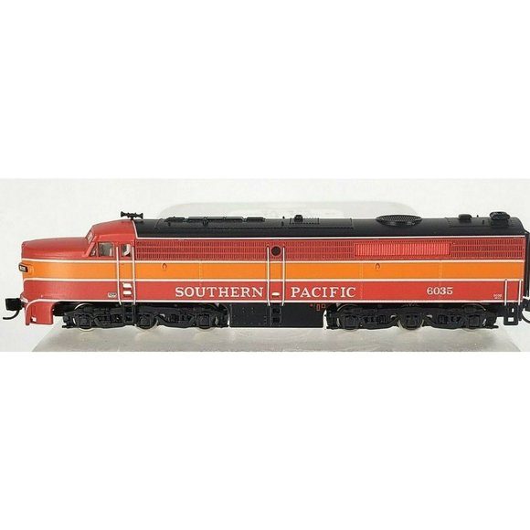 Southern Pacific 6035 Daylight LOCOMOTIVE ENGINE N Scale Broadway Limited? - Picture 1 of 6